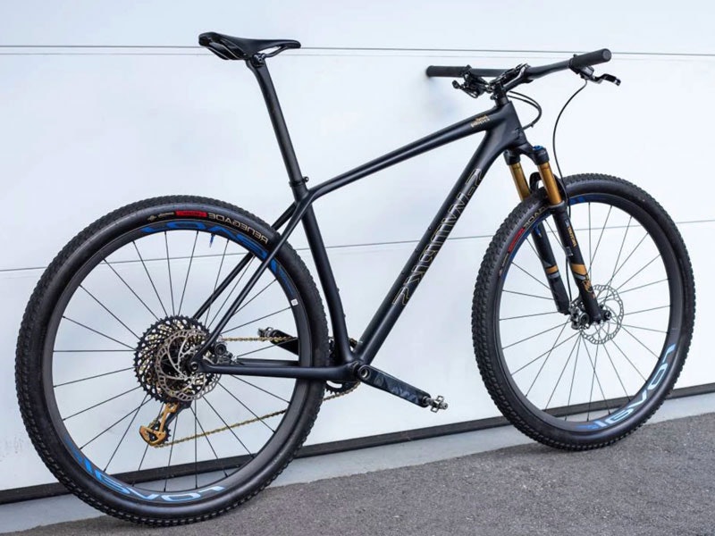 Cross Country Hardtails